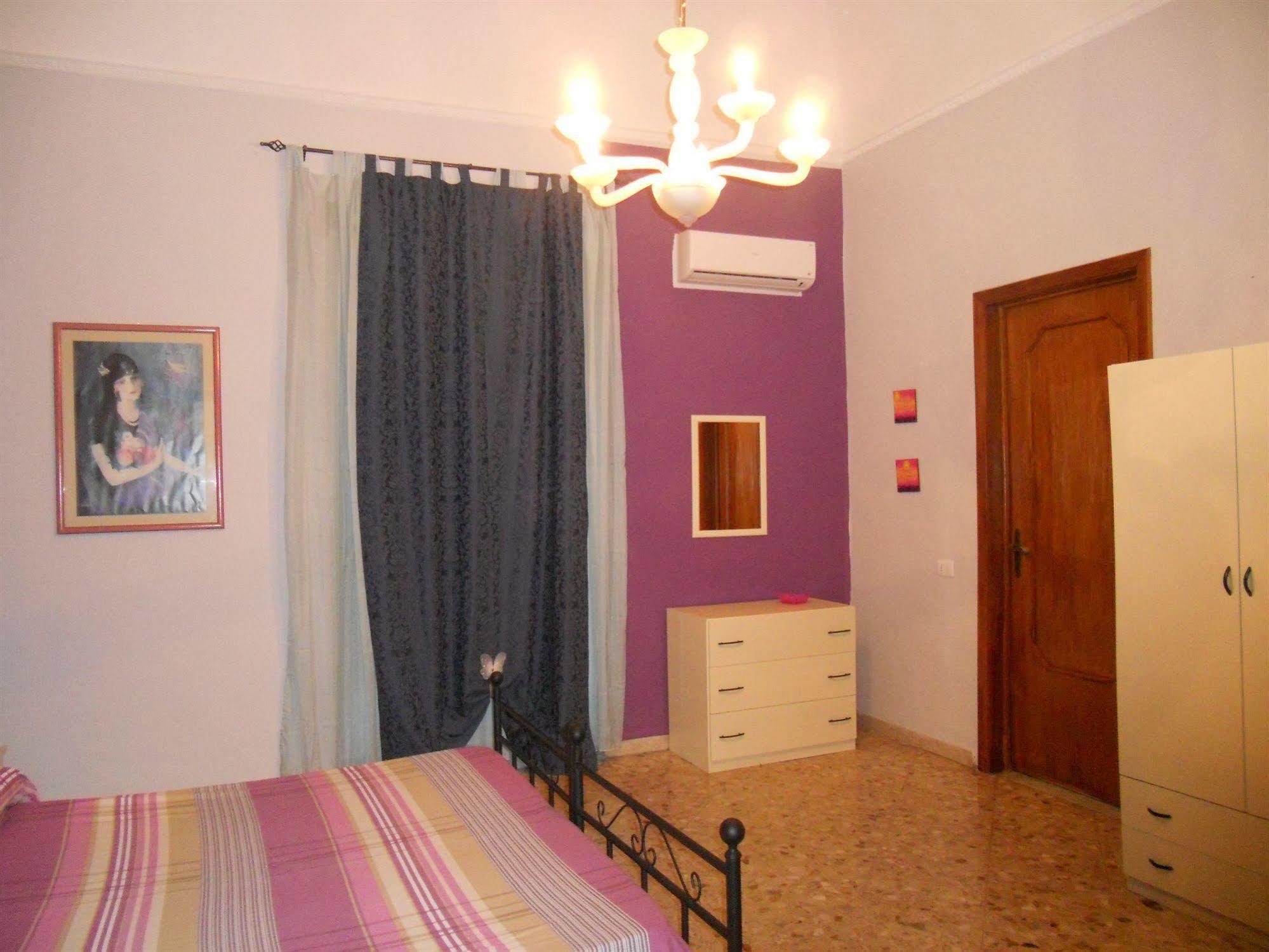 Bed and Breakfast Piccadilly House Catania Exterior foto